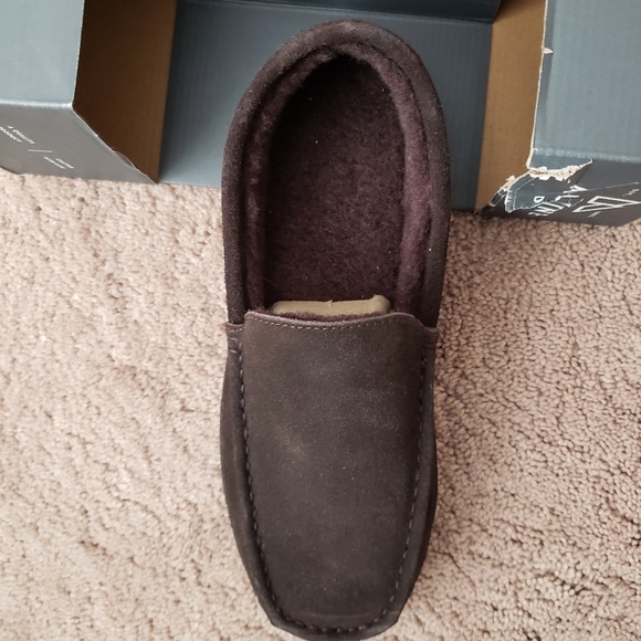 Alpine Design Other - NWT ☆ Alpine Design Slippers, Size 11, Brand NEW!